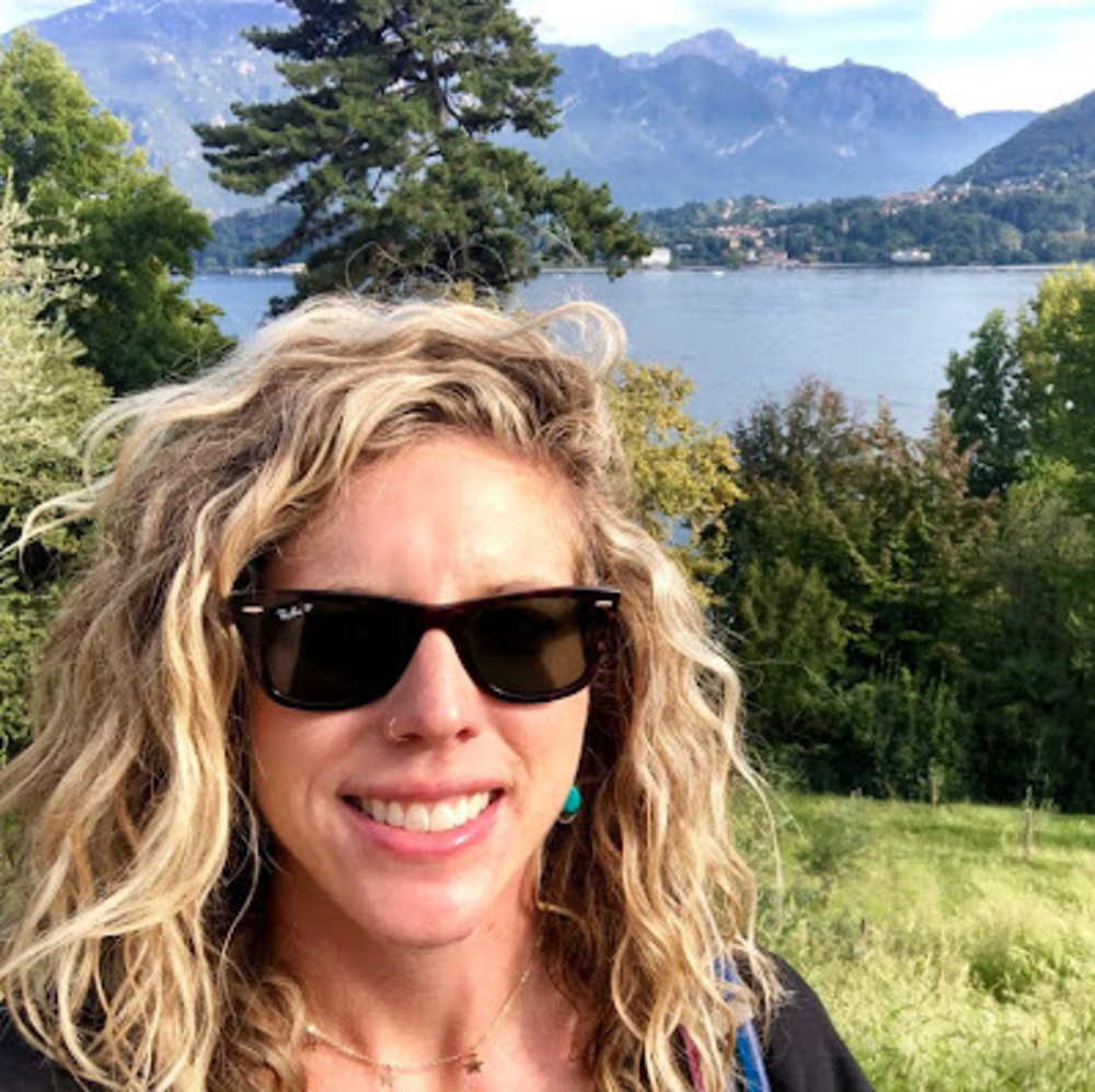 Meet your Posher, Lynda